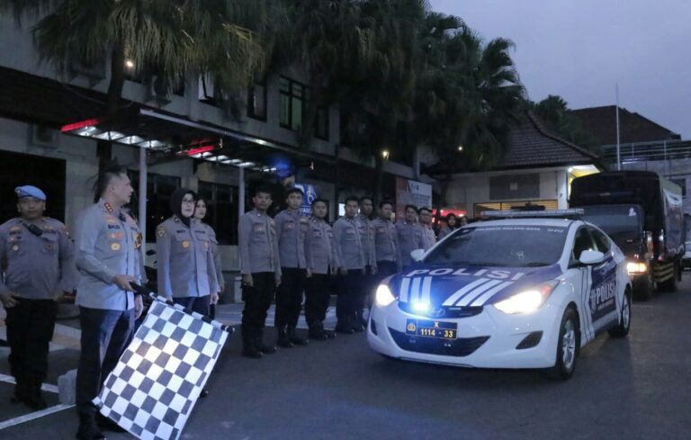 Polresta Malang Kota, Kirim 2 Truck Bantuan ke Palestina